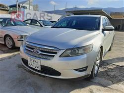 Ford Taurus